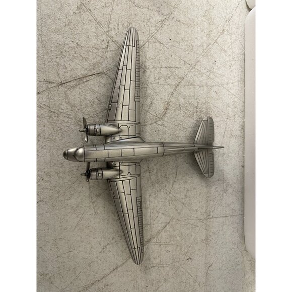 Lot of 2 Danbury Mint Boeing 707 Pewter Great Aircraft of History - Scale 1:247 - Picture 8 of 16